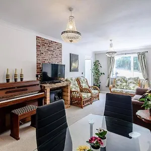 Forest Side Holiday home